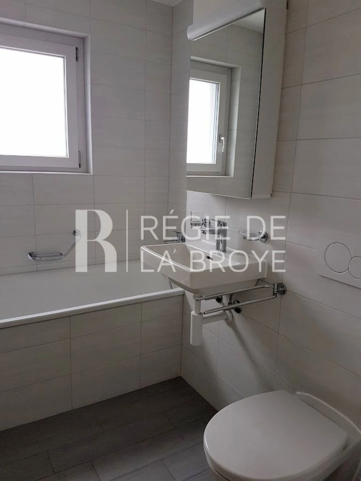 3.5-room apartment on the ground floor in Cousset - Photo 4 of 6