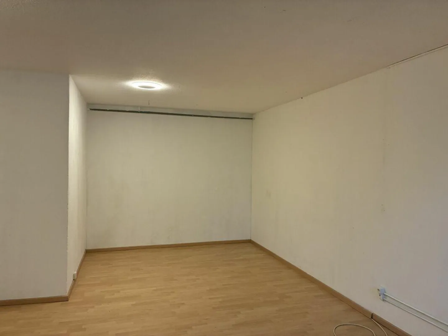 Sala hobby / Magazzino - Foto 1 di 4