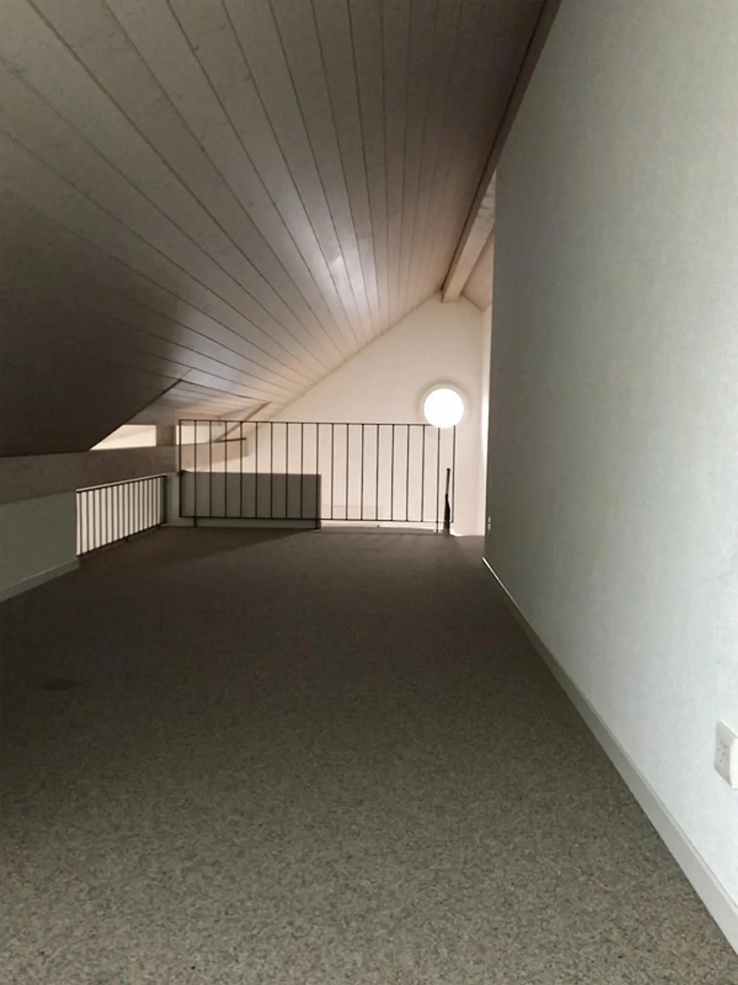 Appartamento di 5,5 stanze in mansarda - Foto 4 di 12