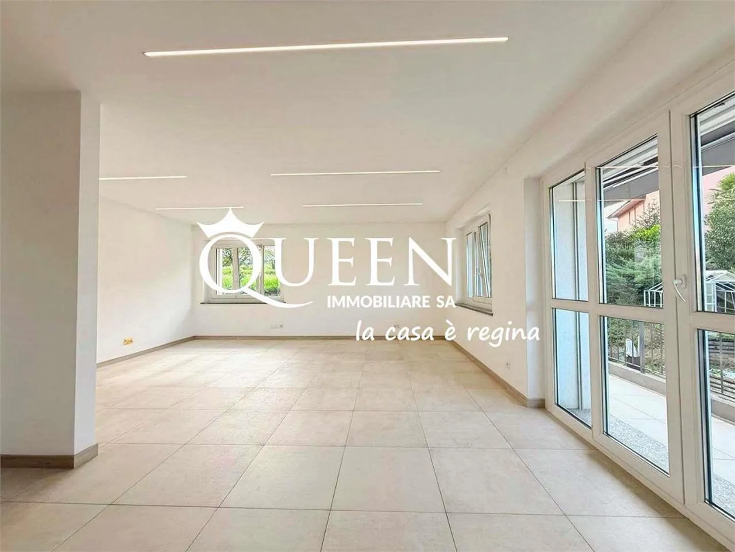 Balerna : penthouse 3.5 pièces, 100 m², dernier étage, zone résidentielle - Photo 2 sur 13