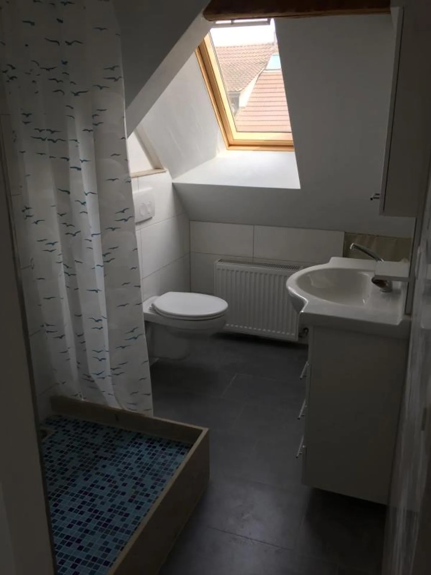 3 Room Attic Apartment - Photo 5 of 5