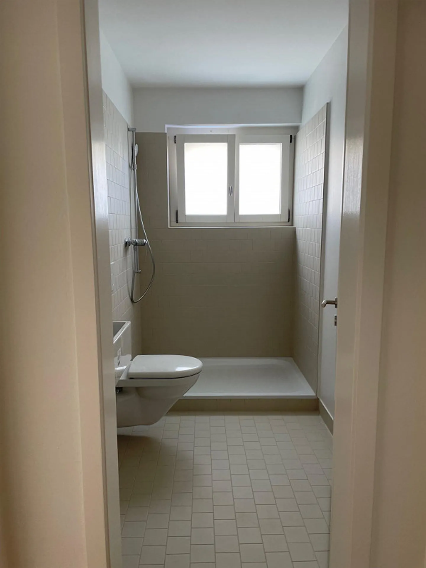 Renovated 3.5-room apartment in Allschwil for rent - Photo 4 of 5
