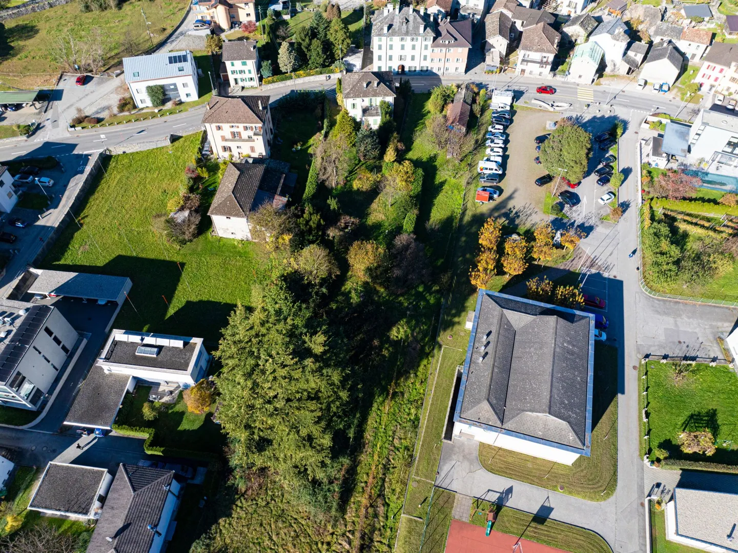 SAN VITTORE - 2 buildable plots and a villa to renovate - Photo 2 of 5