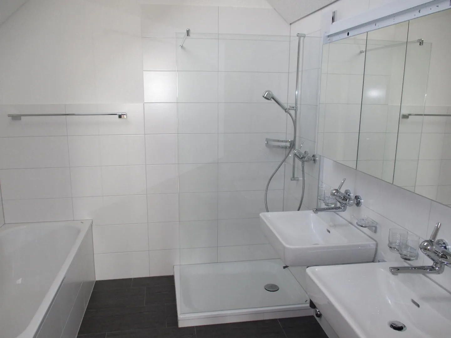 4 1/2 Zimmer Wohnung - Foto 7 von 11