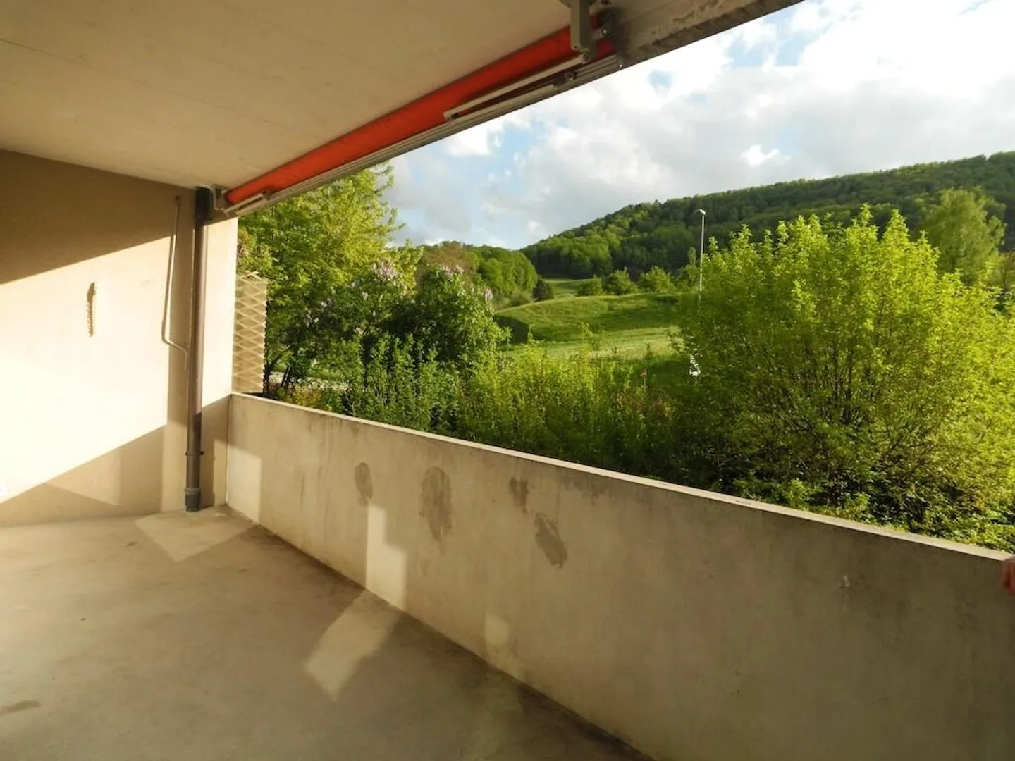 Appartement 2,5 pièces avec balcon à Thürnen - Photo 5 sur 6