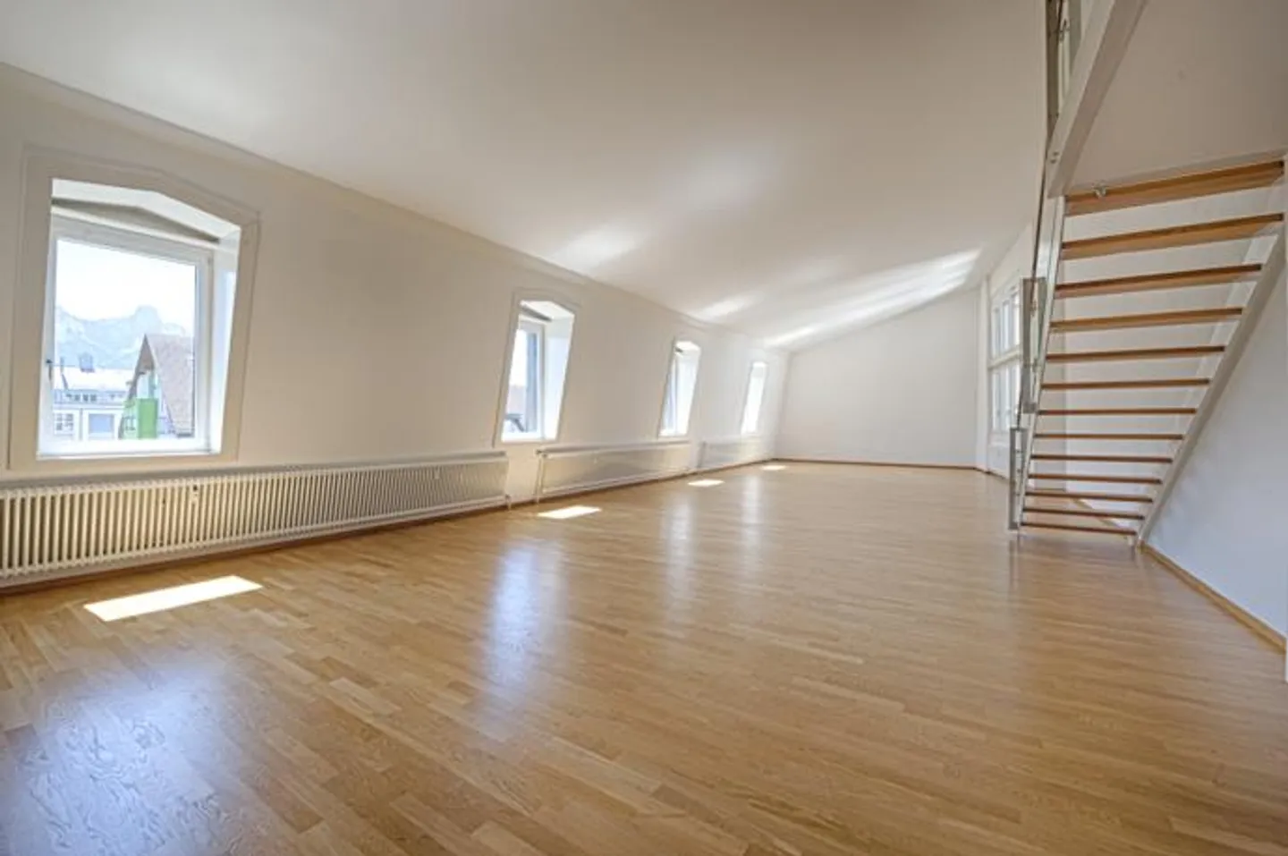 LOUER SANS CAUTION - Appartement Loft au Cœur de Thun - Photo 5 sur 10