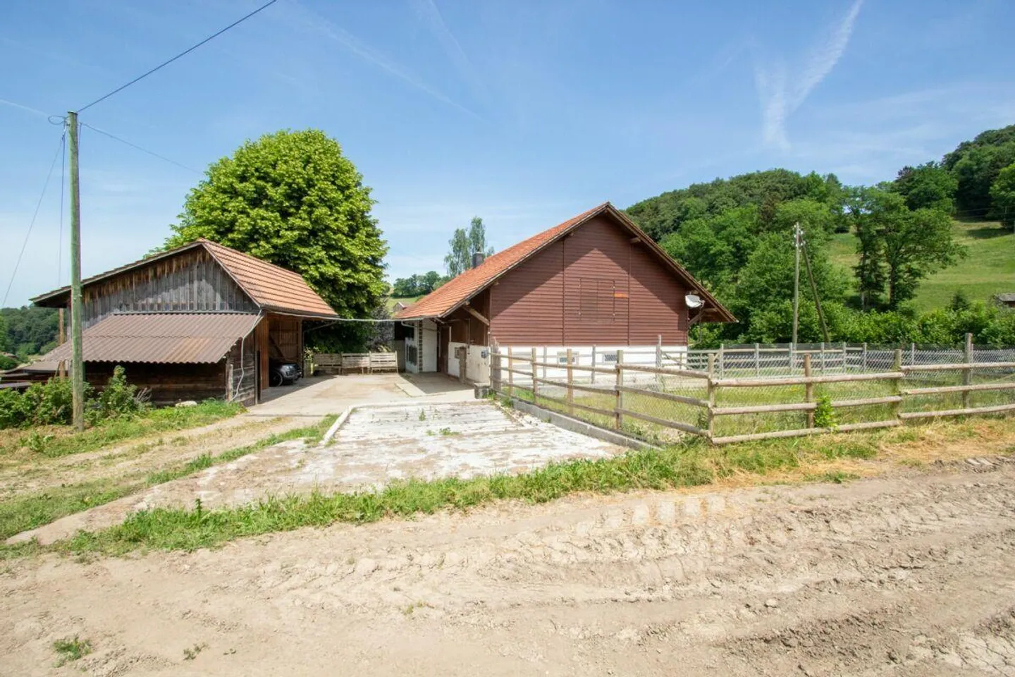 Authentisches Renovierungsbedürftiges Bauernhaus - Foto 2 von 16