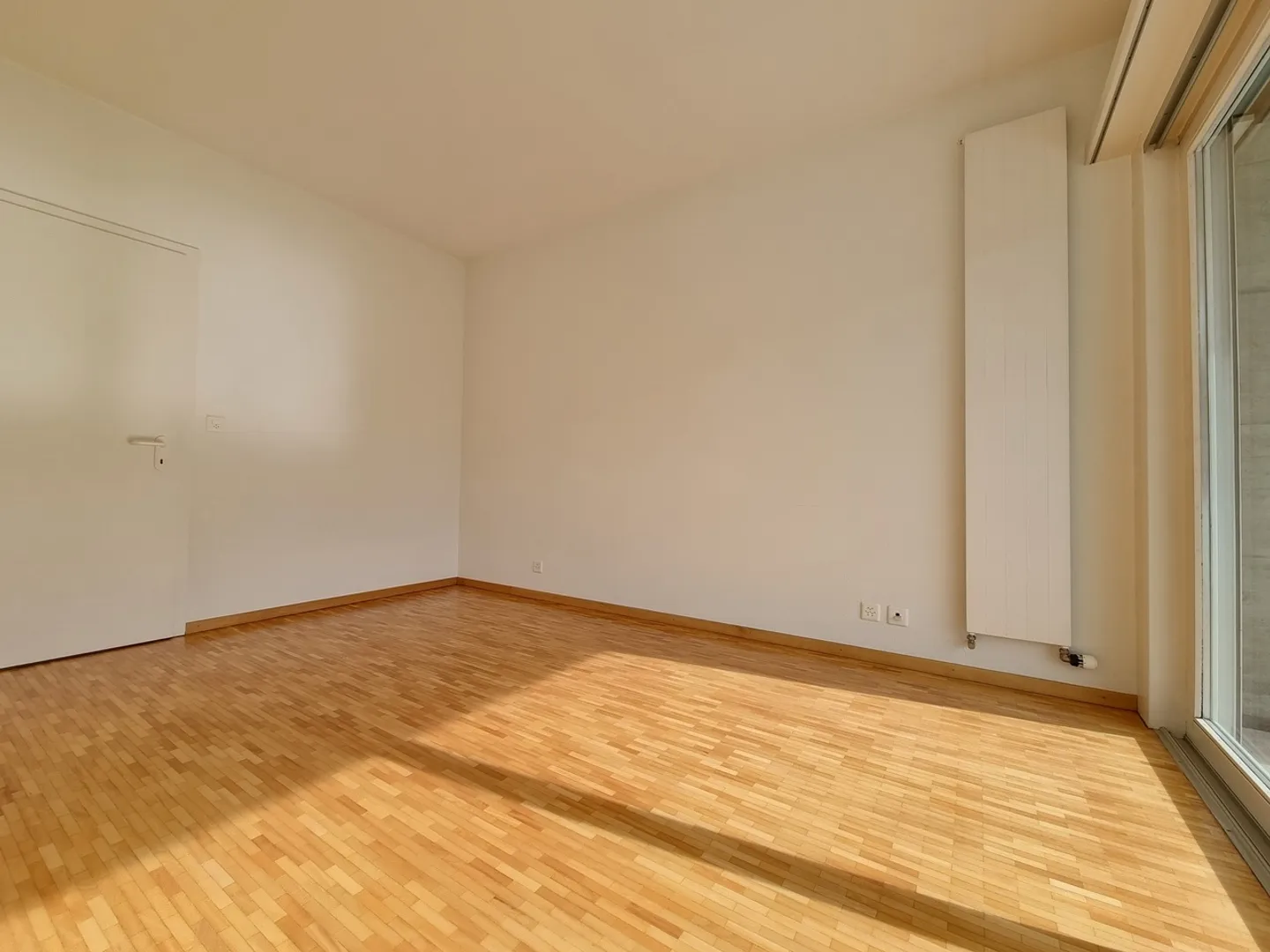 Apartment for rent - Photo 10 of 11