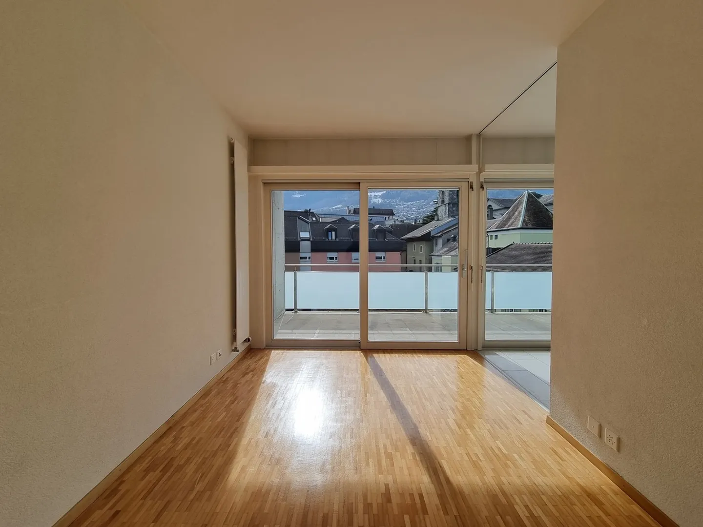 Apartment for rent - Photo 9 of 11