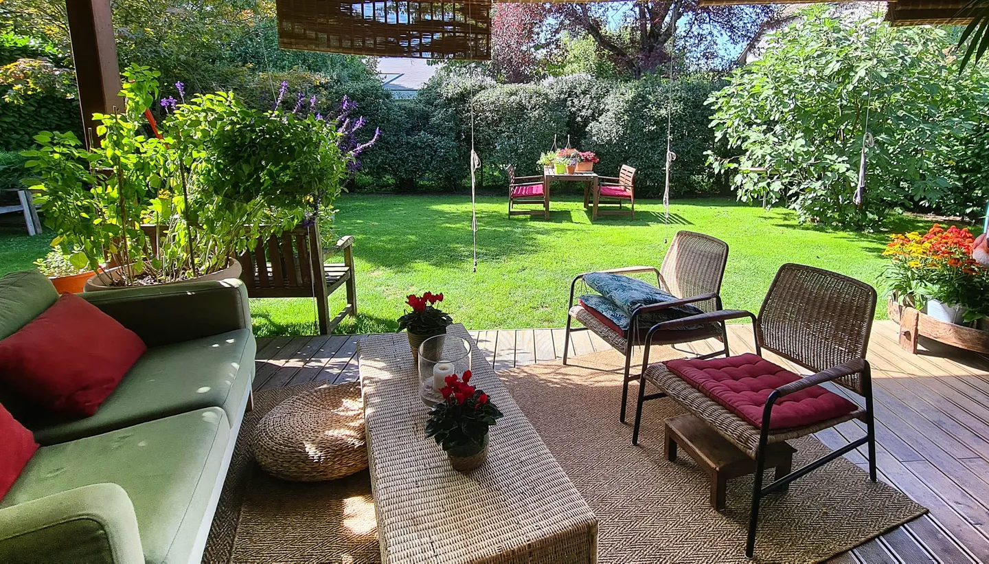 Affascinante Casa Familiare con Giardino - Foto 4 di 4