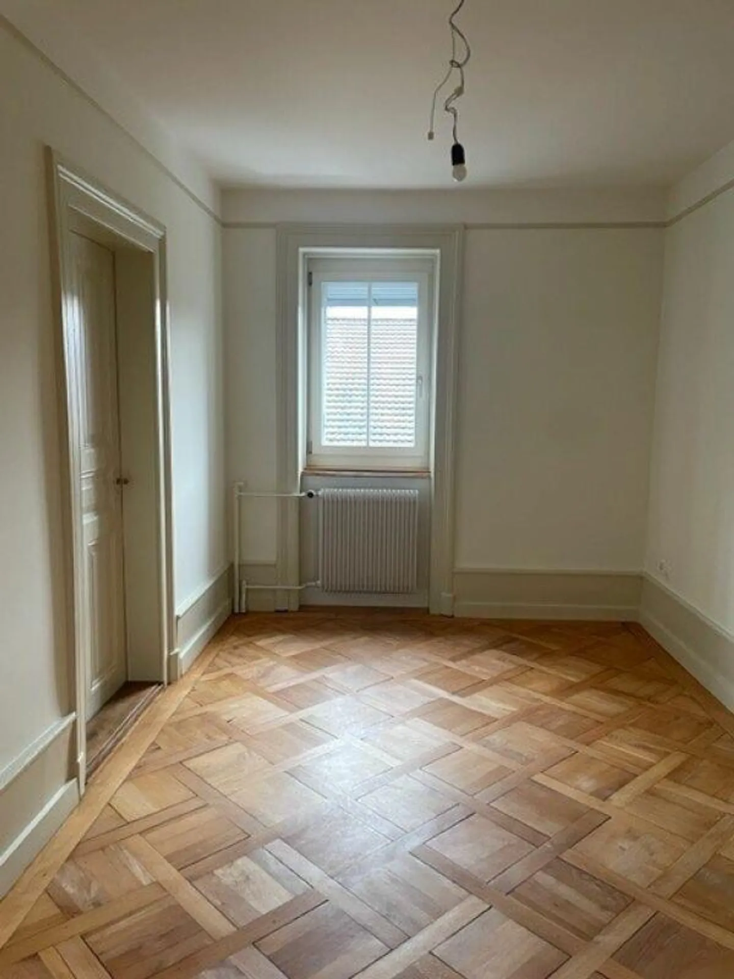 Renovated Old Building Apartment - Photo 6 of 7