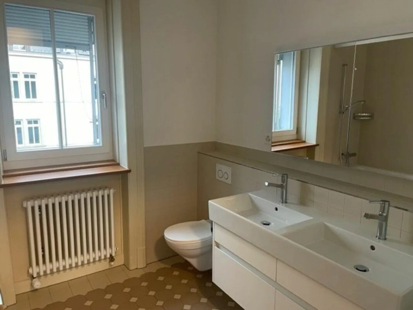 Renovated Old Building Apartment - Photo 7 of 7