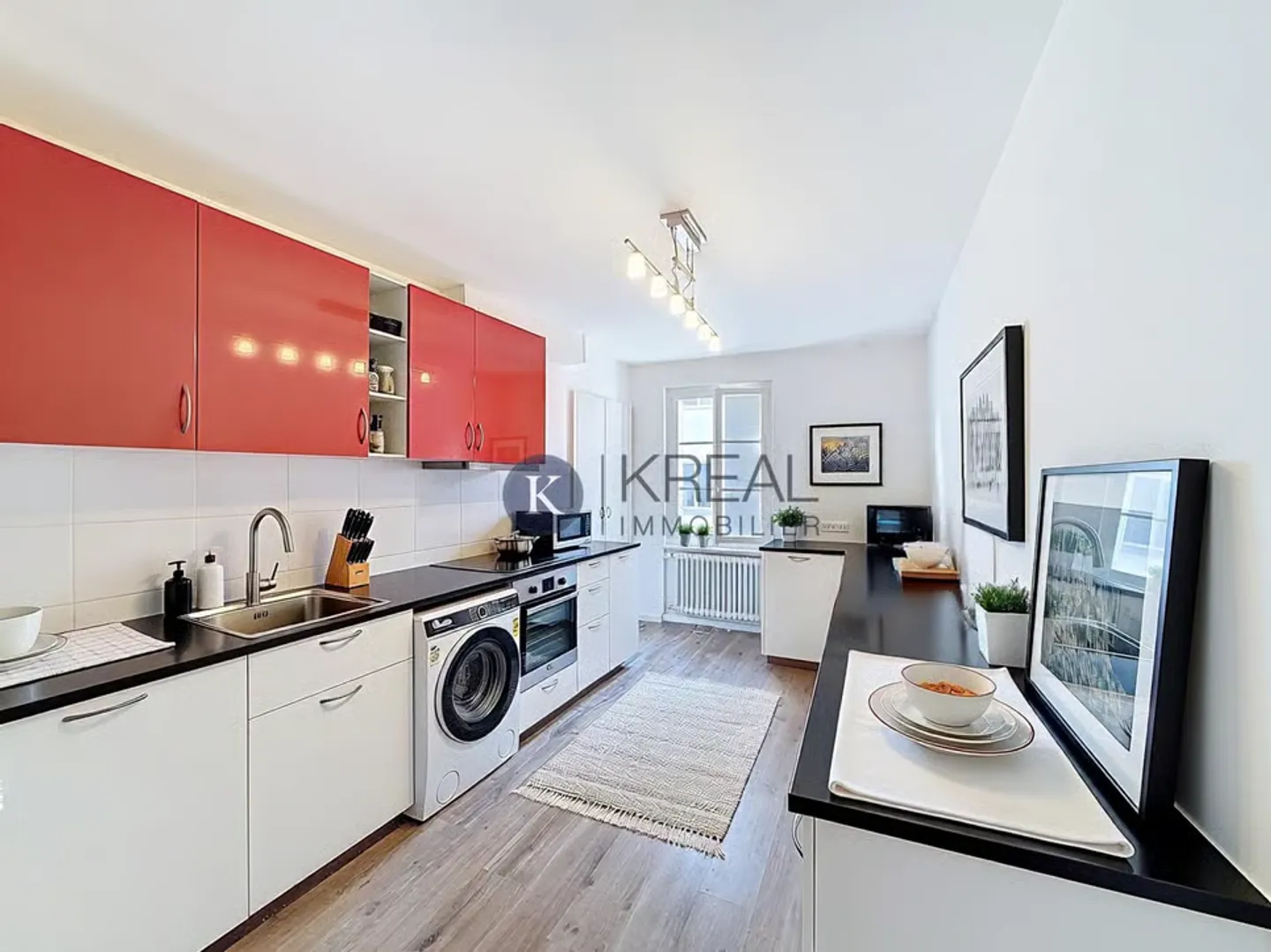 In the heart of Bussigny - 2.5 room apartment with balcony - Photo 3 of 6