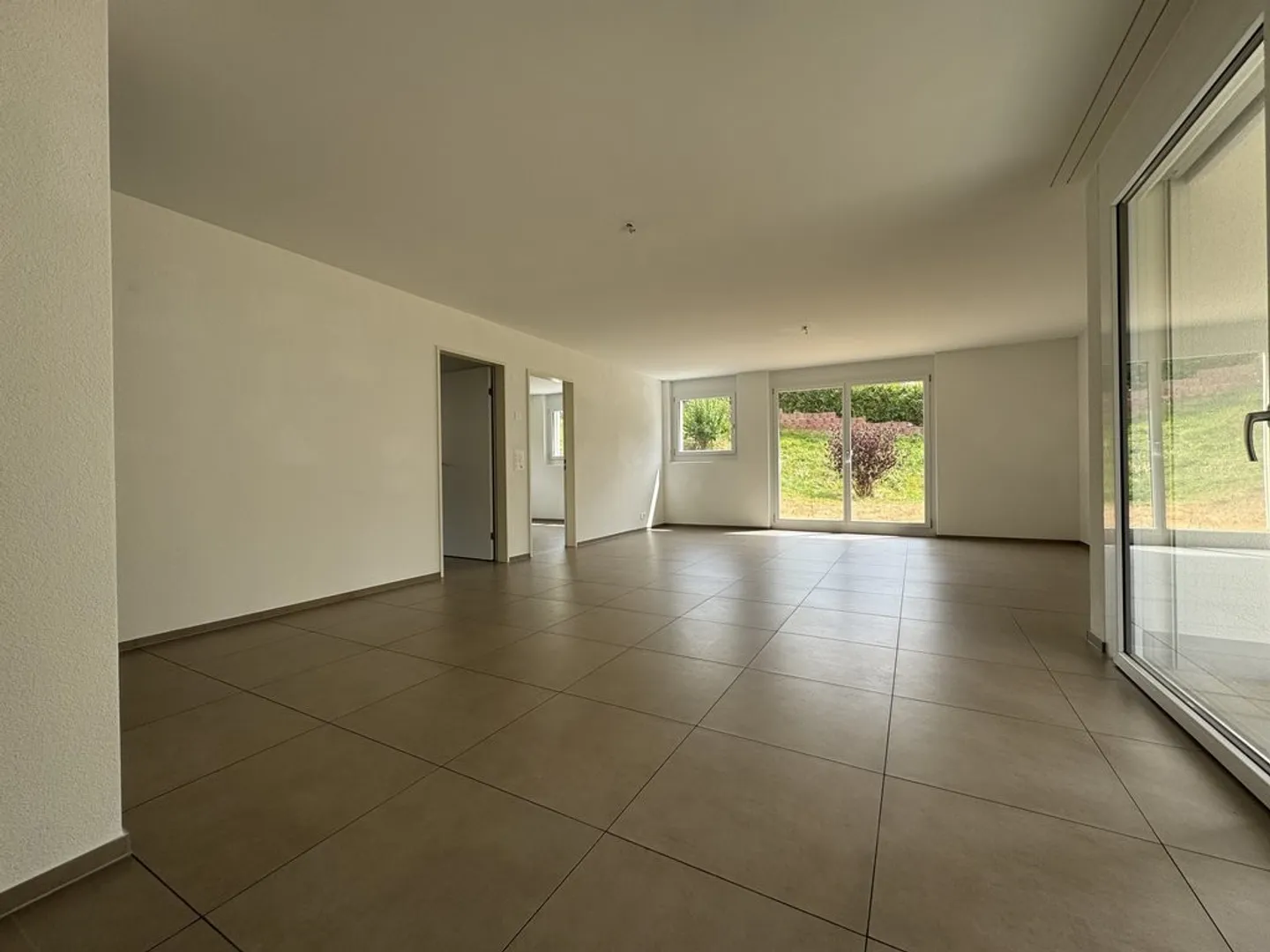 Charmant appartement 3.5 pièces - Photo 2 sur 10