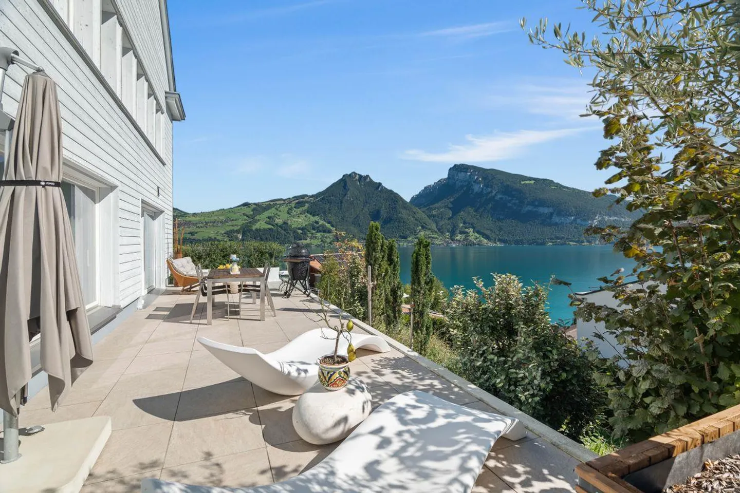 Elegant Family Home with Lake View - Photo 4 of 8