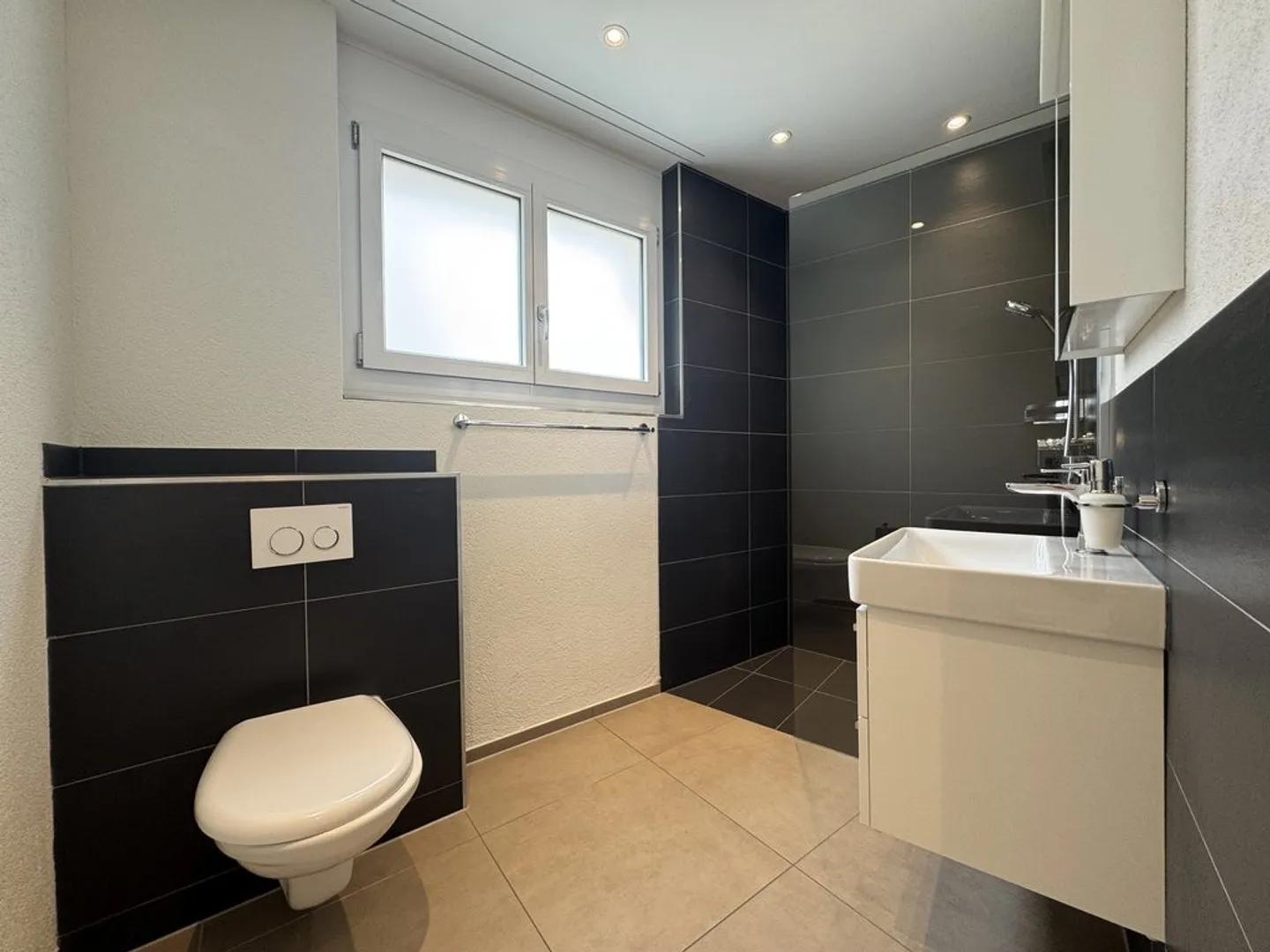 Charmant appartement 3.5 pièces - Photo 9 sur 10
