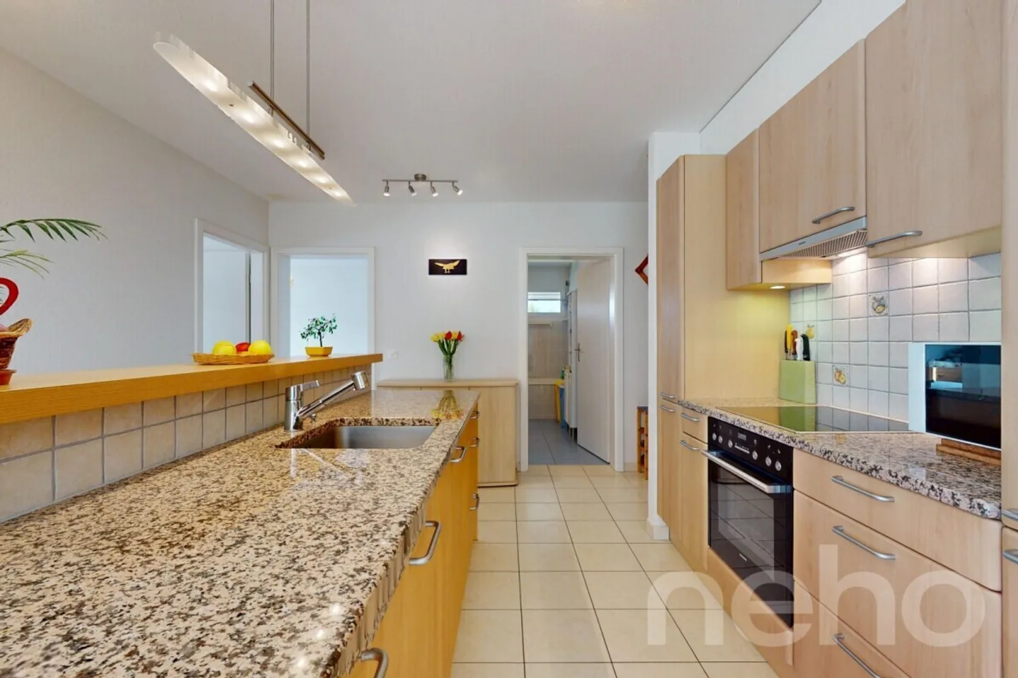 Elegante appartamento di 4,5 locali con grande balcone a Echallens - Foto 3 di 12