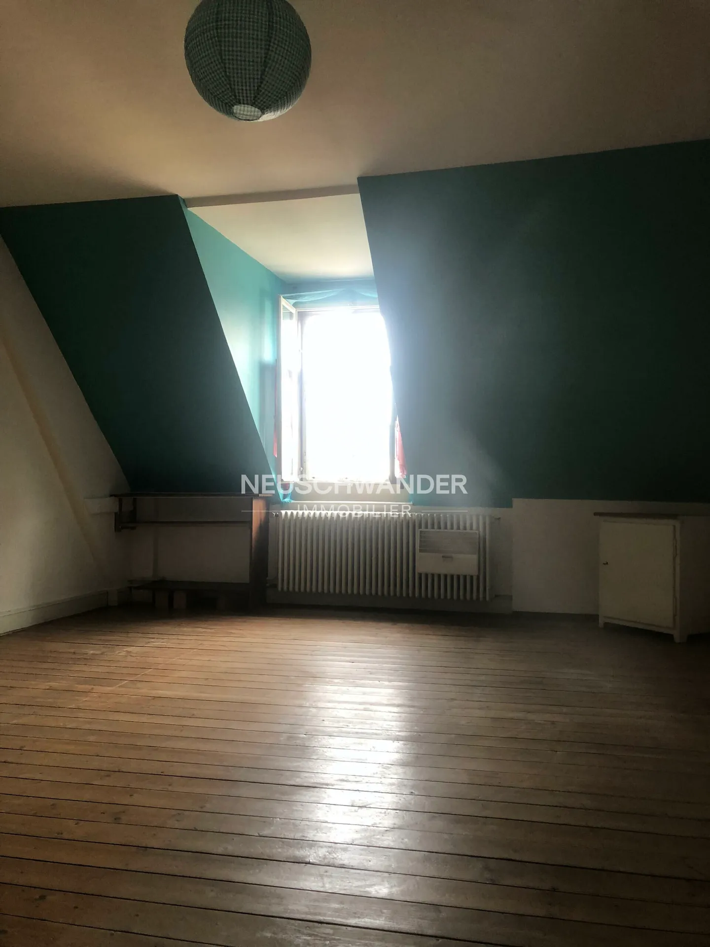 Penthouse for rent - Photo 2 of 5