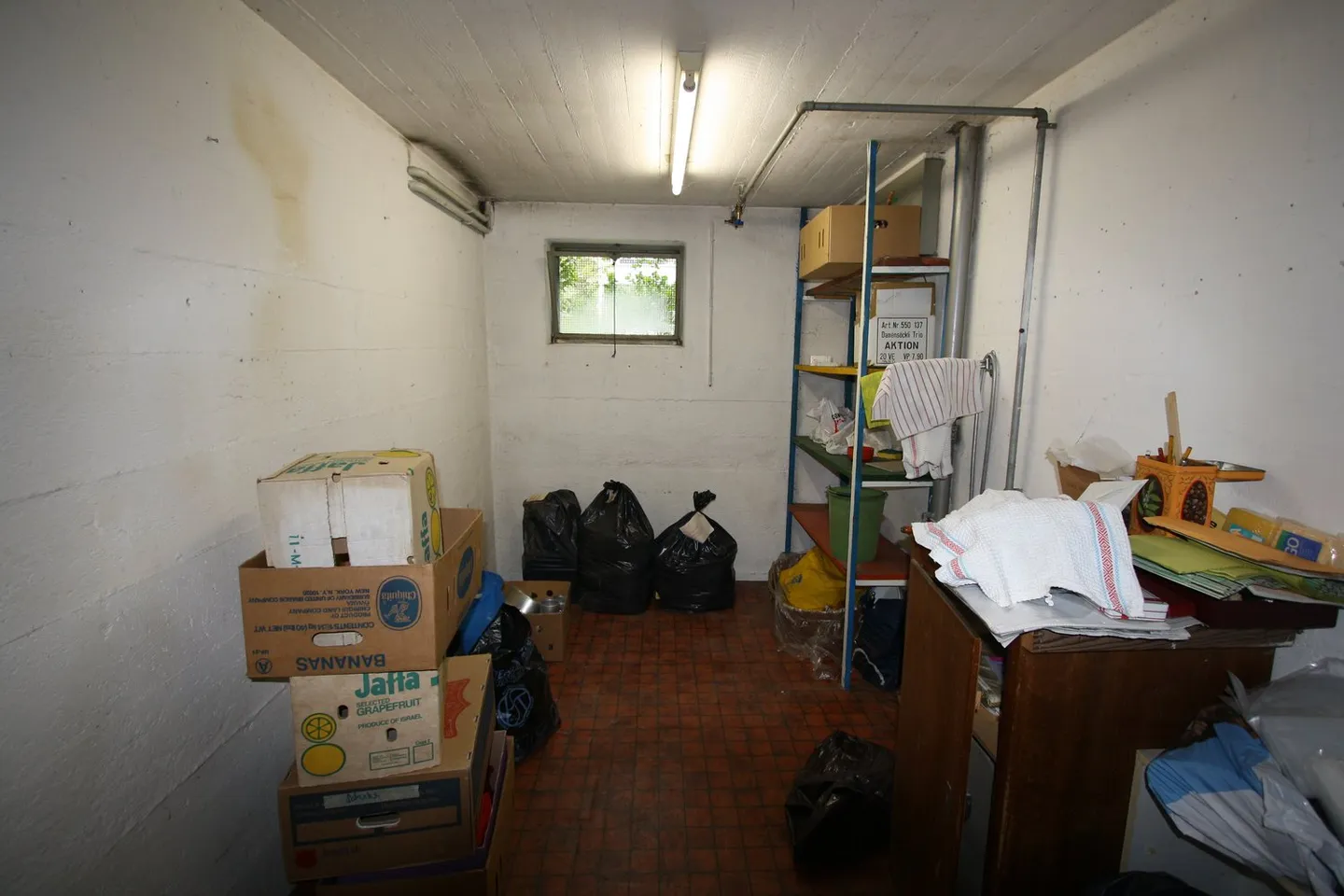 Stanza hobby versatile in posizione tranquilla a Köniz - Foto 1 di 2