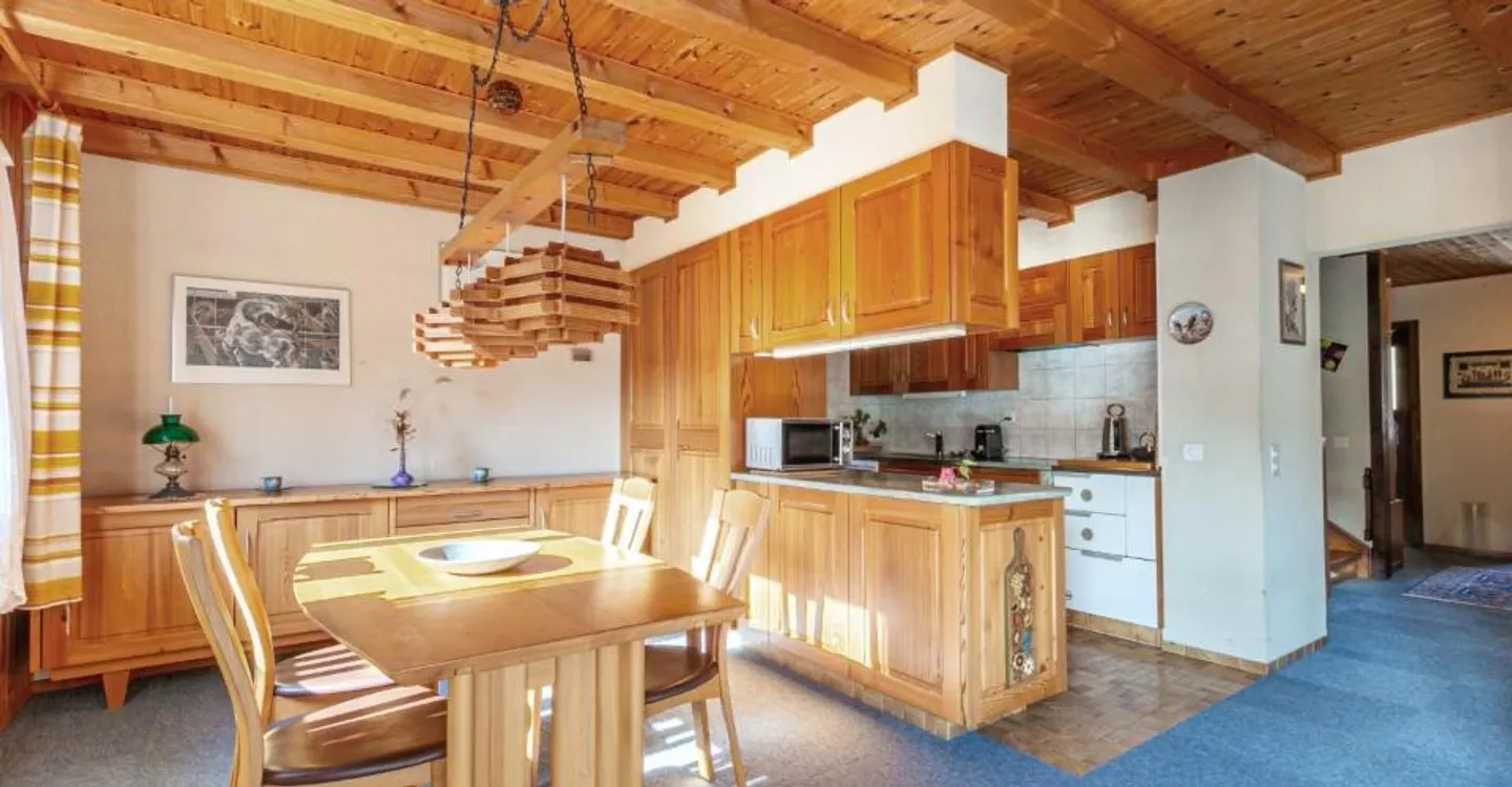 Affascinante Casa di 6,5 stanze - Foto 3 di 12