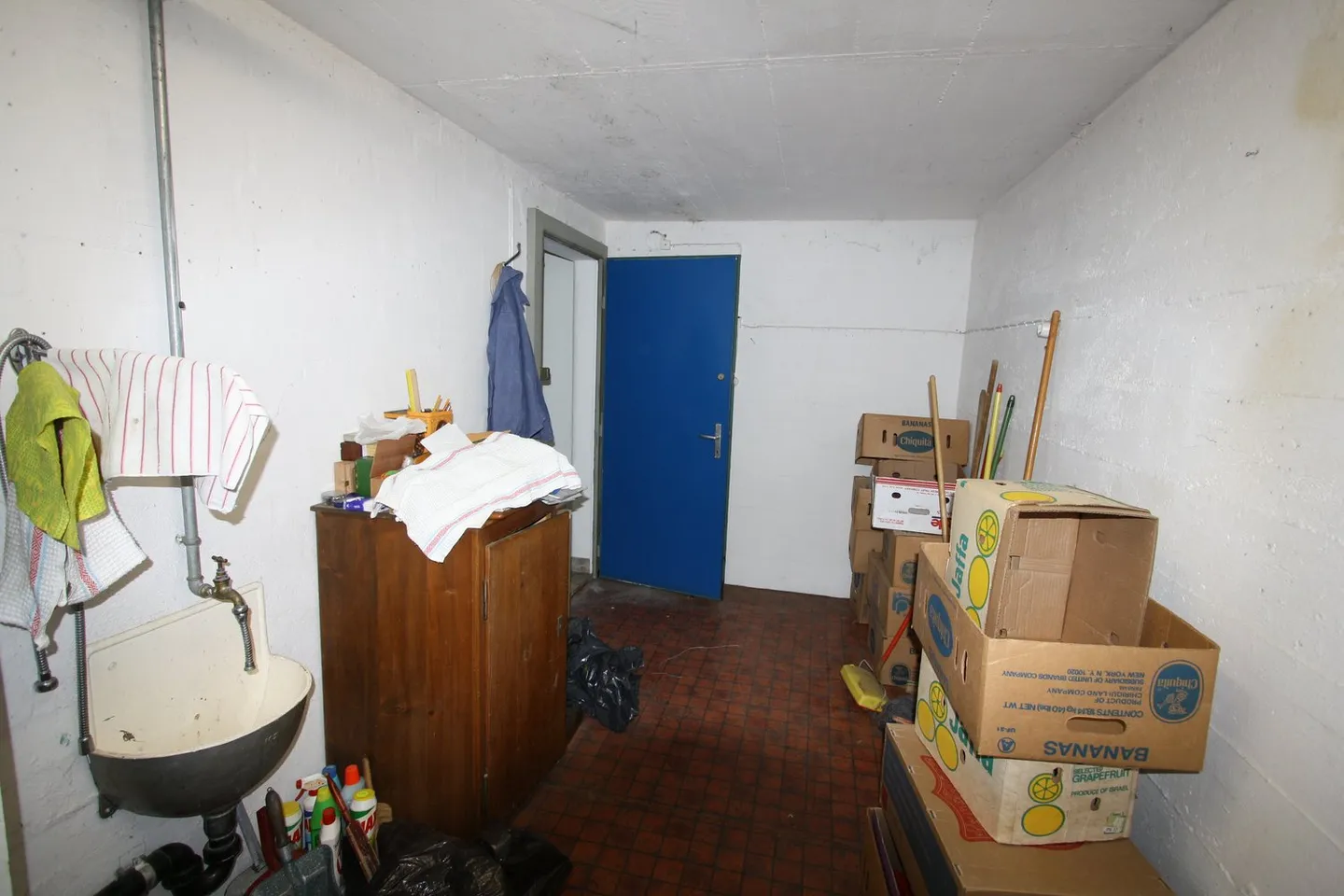 Stanza hobby versatile in posizione tranquilla a Köniz - Foto 2 di 2