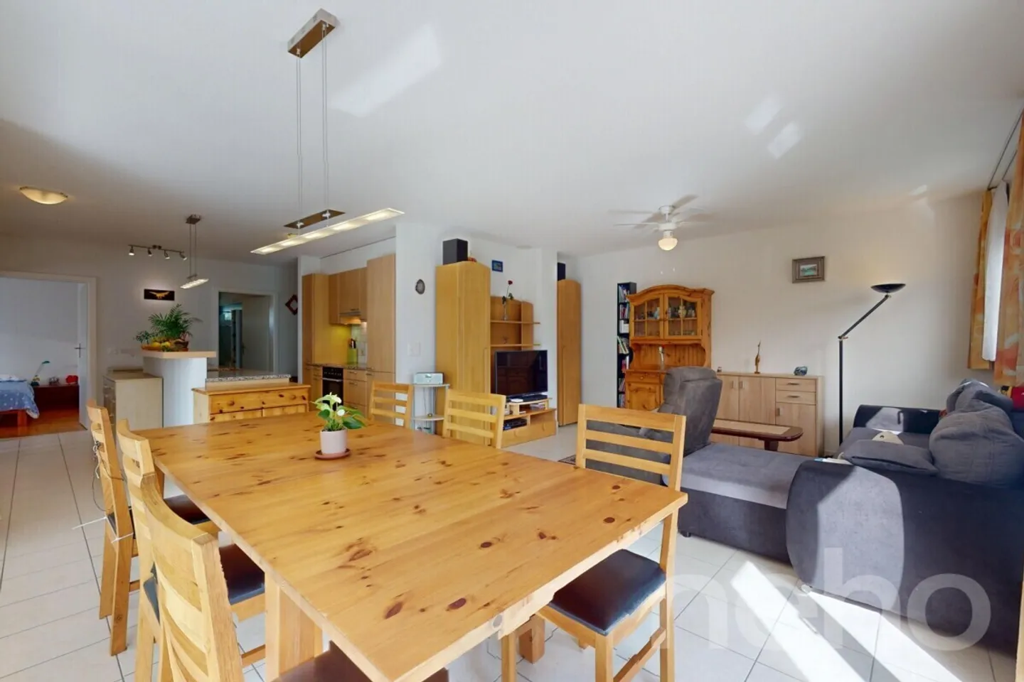 Elegante appartamento di 4,5 locali con grande balcone a Echallens - Foto 5 di 12