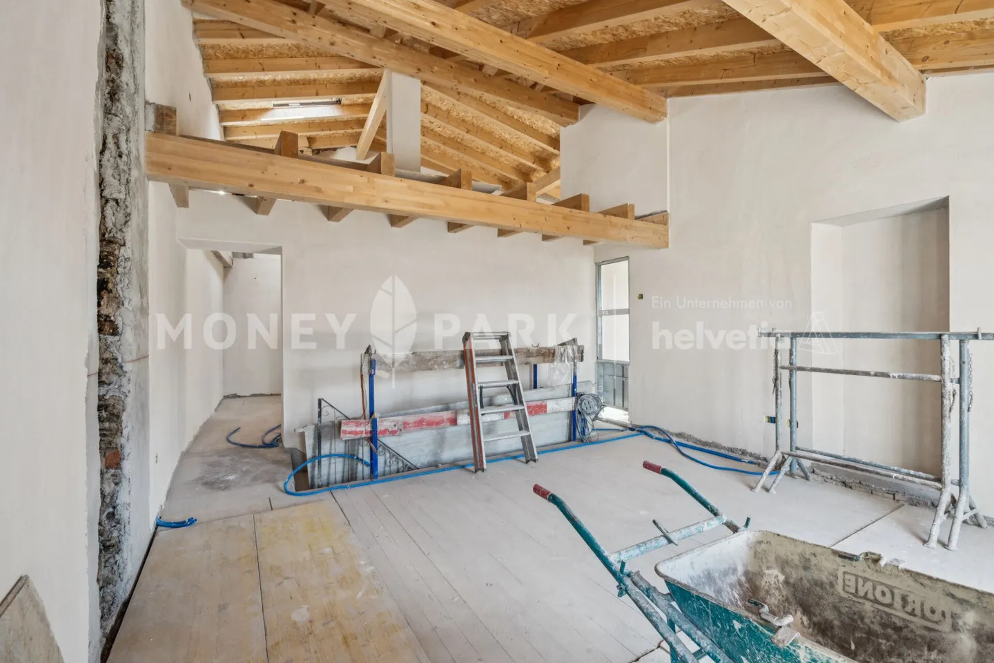 Casa unifamiliare di 5,5 stanze - ristrutturata con giardino separato - Foto 4 di 13