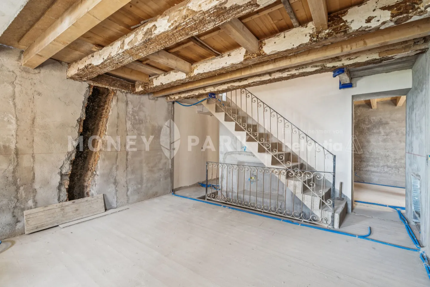 Casa unifamiliare di 5,5 stanze - ristrutturata con giardino separato - Foto 9 di 13