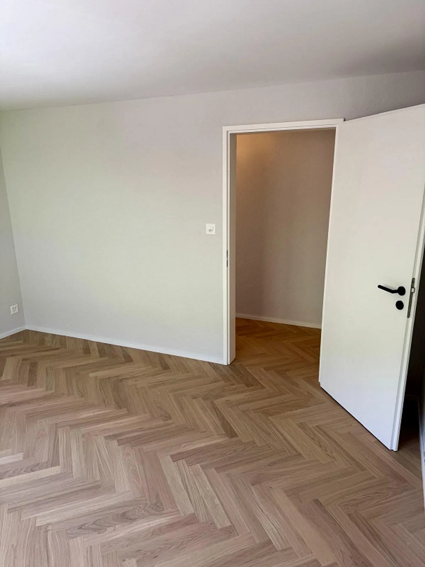 Bellissimo appartamento di 3,5 stanze ristrutturato - Foto 6 di 9