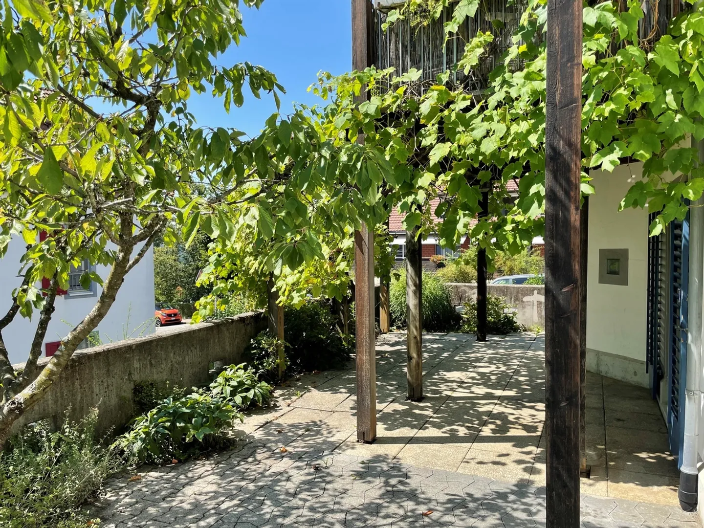 Great feel-good oasis with garden seating area in the tax-friendly Uitikon-Waldegg! - Photo 12 of 12
