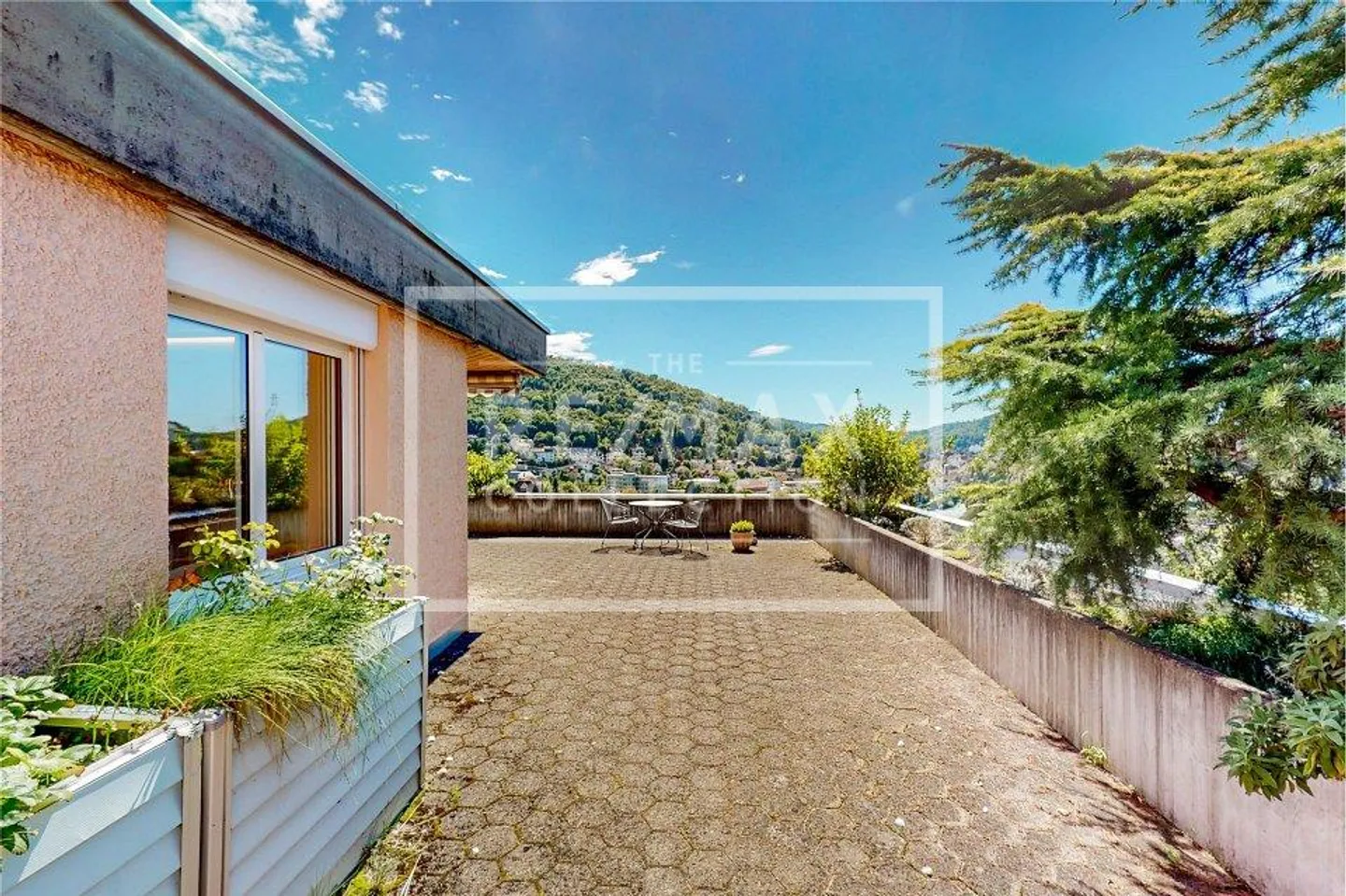 Rare Opportunity: Top 4.5++ Terrace House with Garden, 225 m² Living Space + 210 m² Outdoor Area - Photo 13 of 13