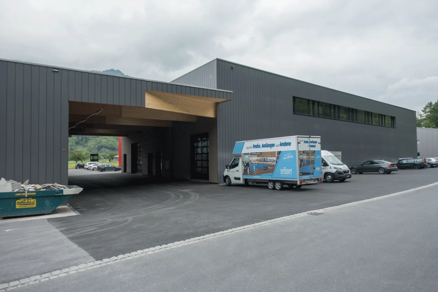 Nuovi spazi commerciali/magazzino/ufficio - Foto 2 di 5
