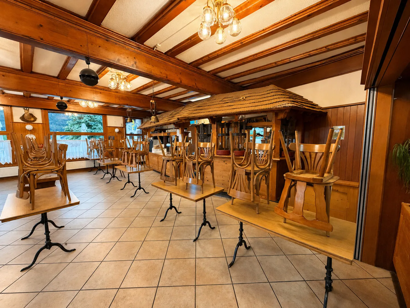 Charming Restaurant in Château-d'Œx - Photo 4 of 6