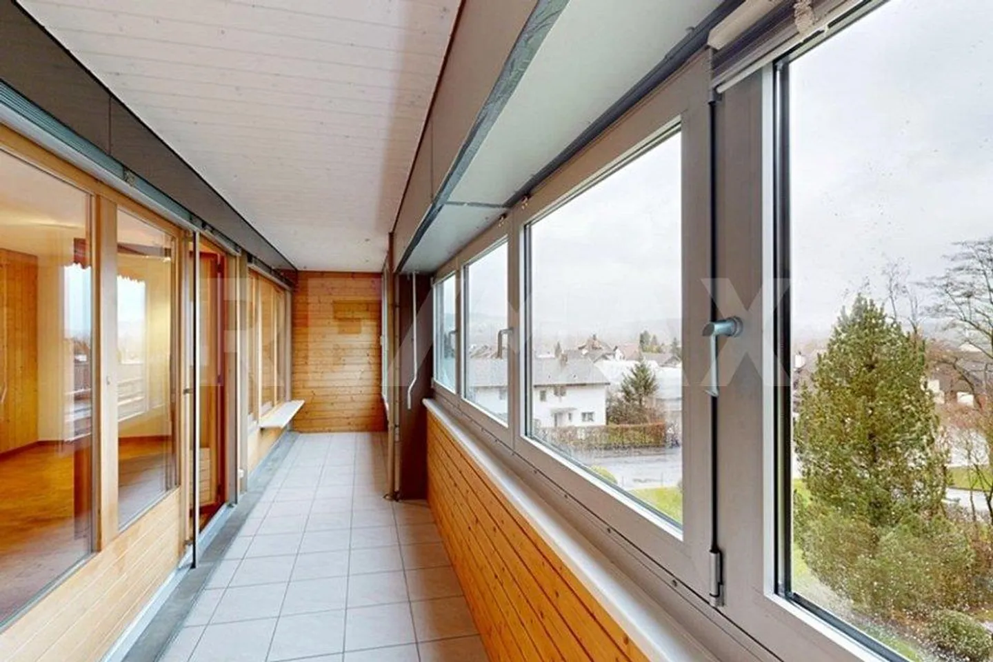 Appartamento di 4,5 stanze vicino al castello dell'acqua - Foto 3 di 13