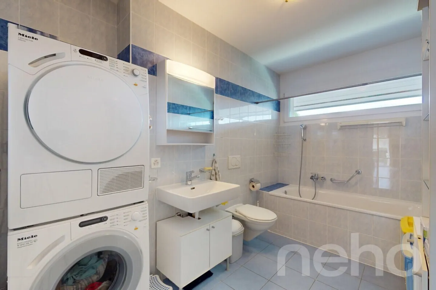 Elegante appartamento di 4,5 locali con grande balcone a Echallens - Foto 9 di 12
