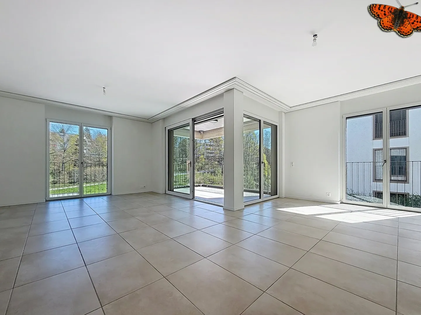 3 LOCALI - Recente con balcone! - Foto 3 di 17