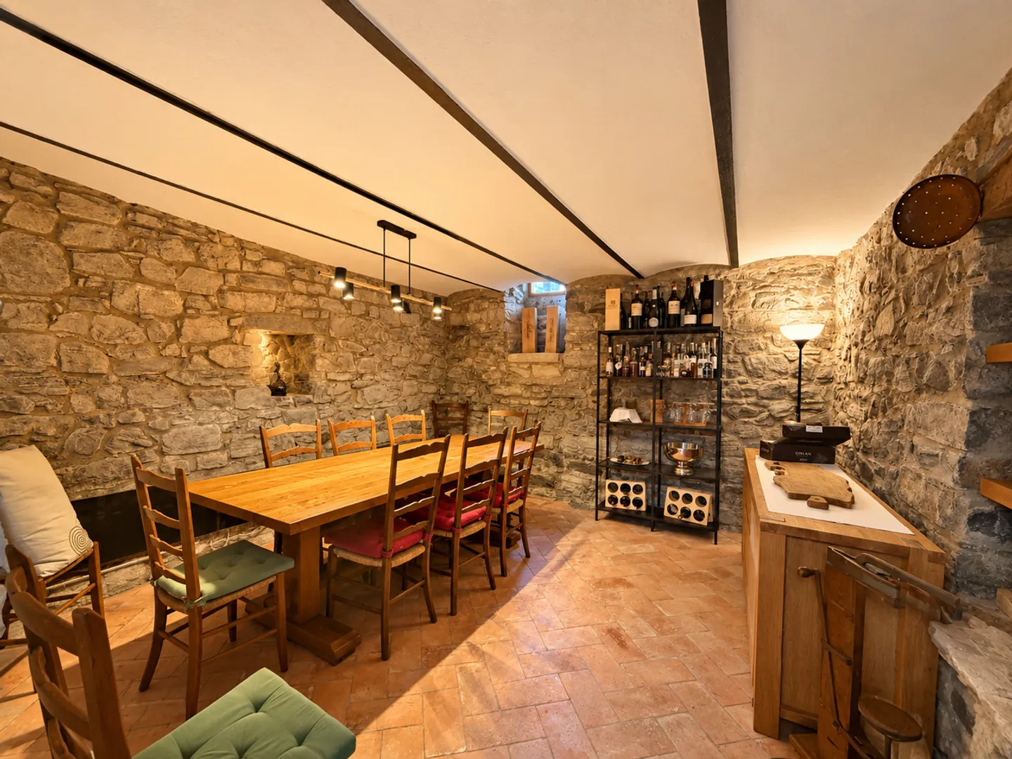 Charmante maison rustique au cœur de Bré - Photo 8 sur 12