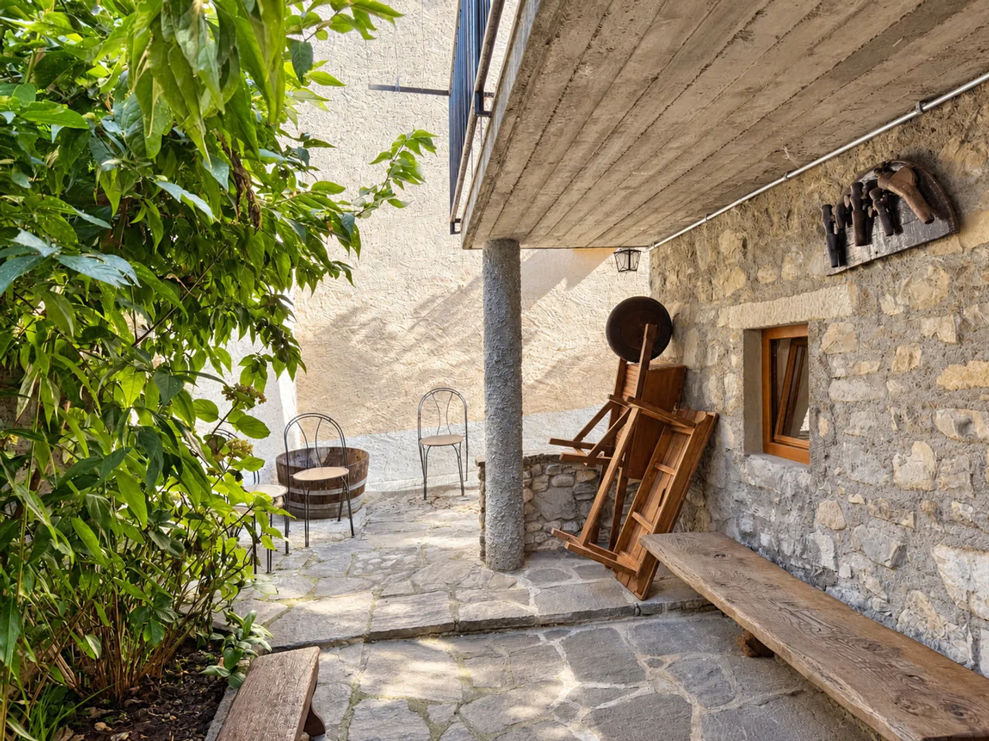 Charmante maison rustique au cœur de Bré - Photo 9 sur 12