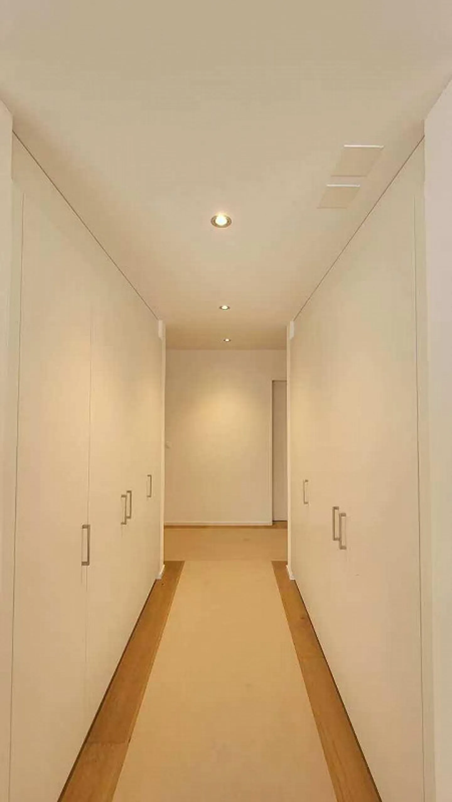 Moderne 4.5-Zimmerwohnung - Foto 3 von 9