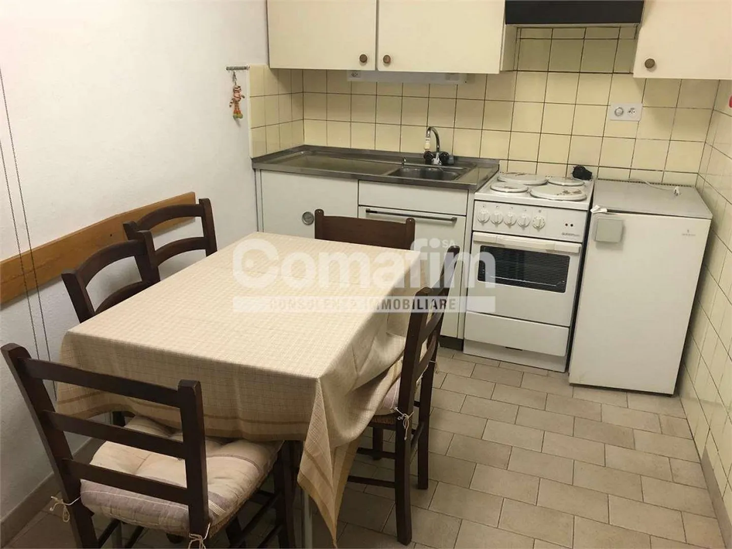 Casa di 3 ppartamenti con vista lago a Cademario - Foto 10 di 11