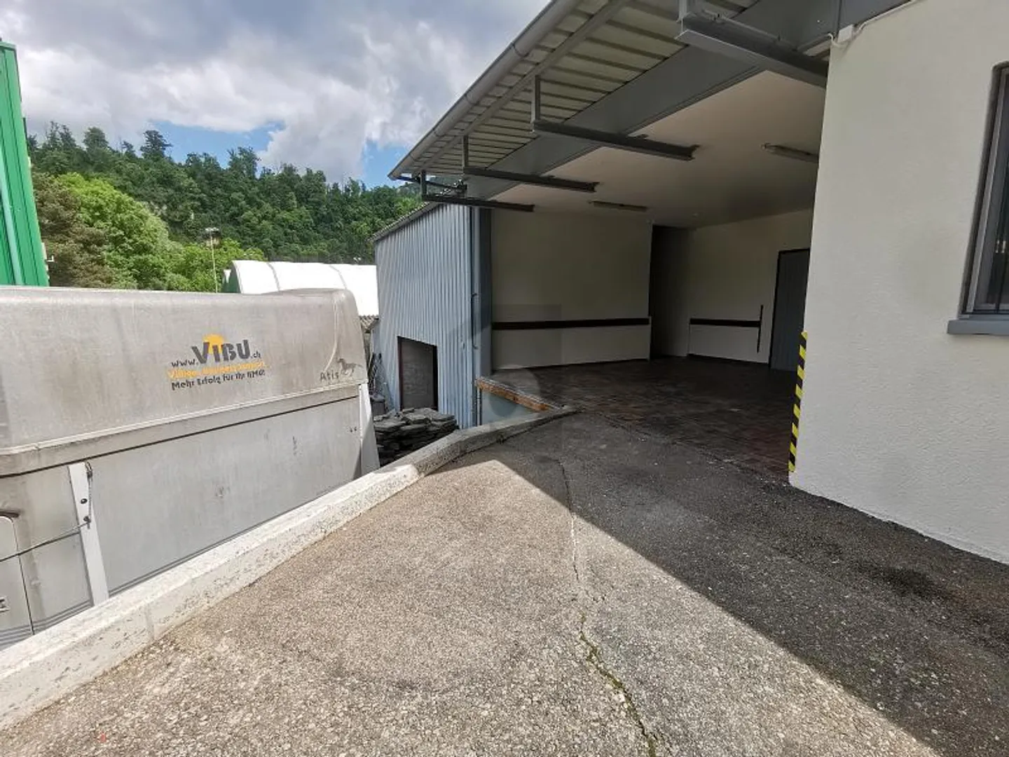 Immobile in affitto - Foto 2 di 6