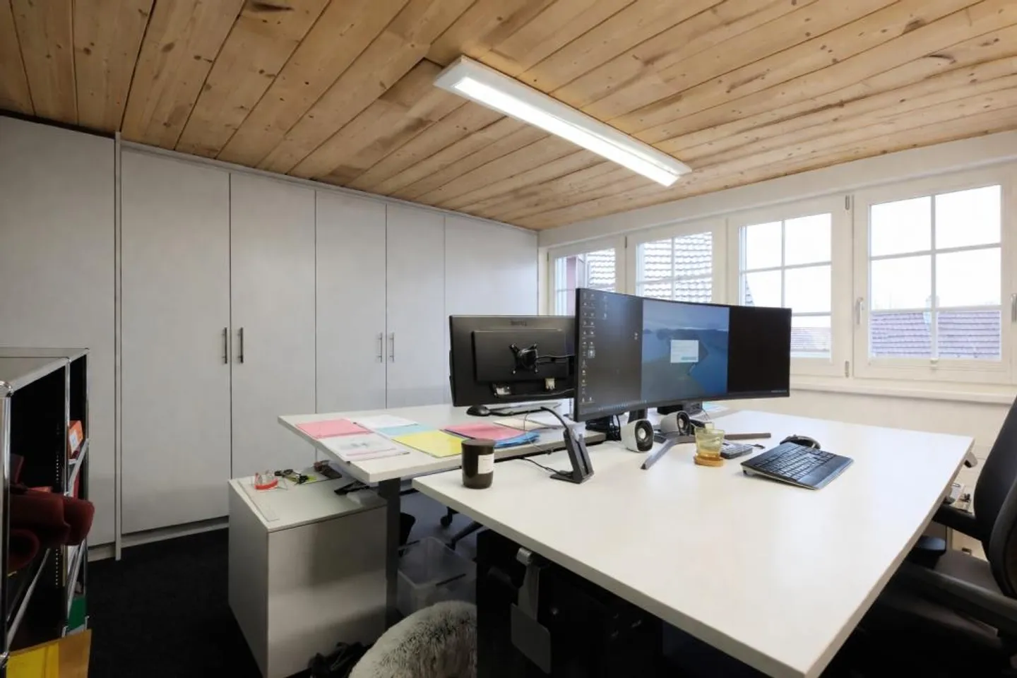 Locali per uffici in una buona posizione - Foto 3 di 9