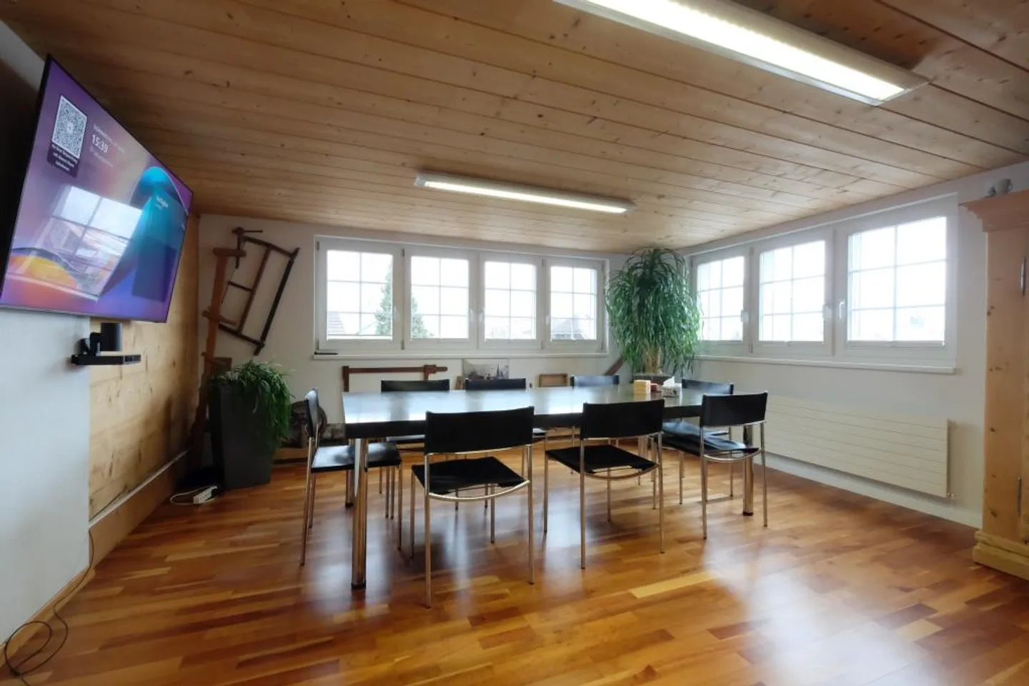 Locali per uffici in una buona posizione - Foto 4 di 9