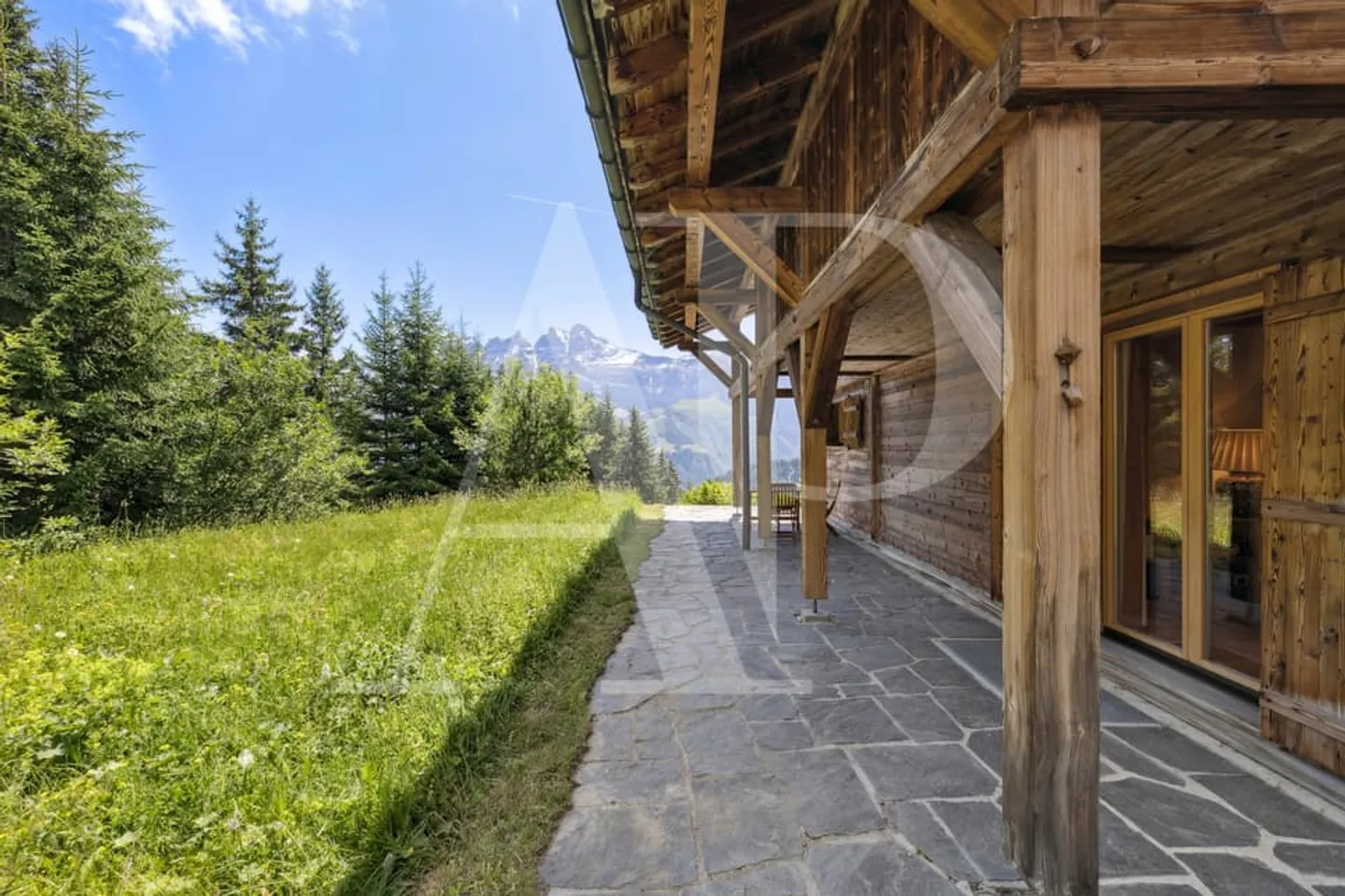 Exklusivität - Luxuriöses Ski-in/Ski-out-Chalet in Les Crosets - Foto 4 von 13