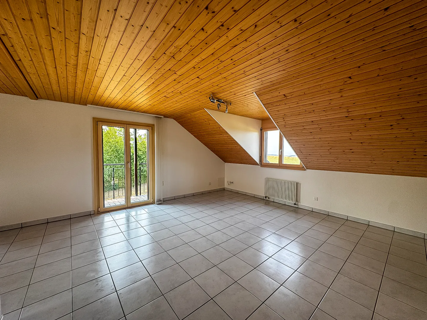 Appartement Charmant en Campagne Fribourgeoise - Photo 5 sur 21