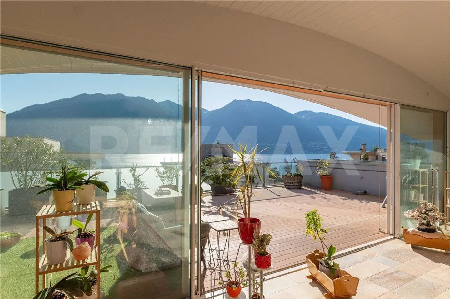 Appartamento attico con bella vista lago - Foto 7 di 13