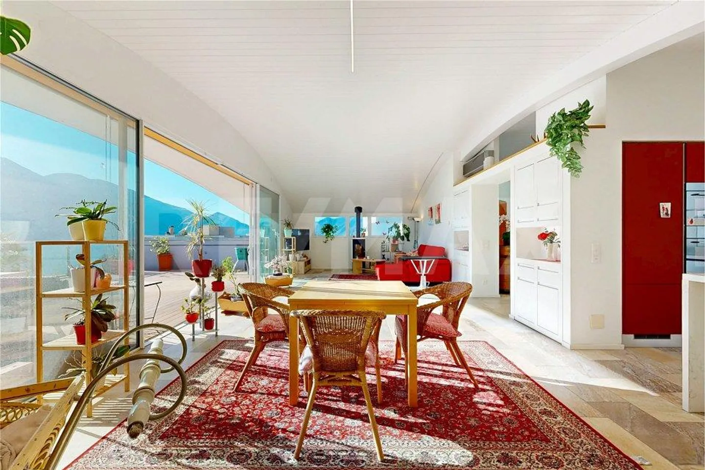 Appartamento attico con bella vista lago - Foto 8 di 13