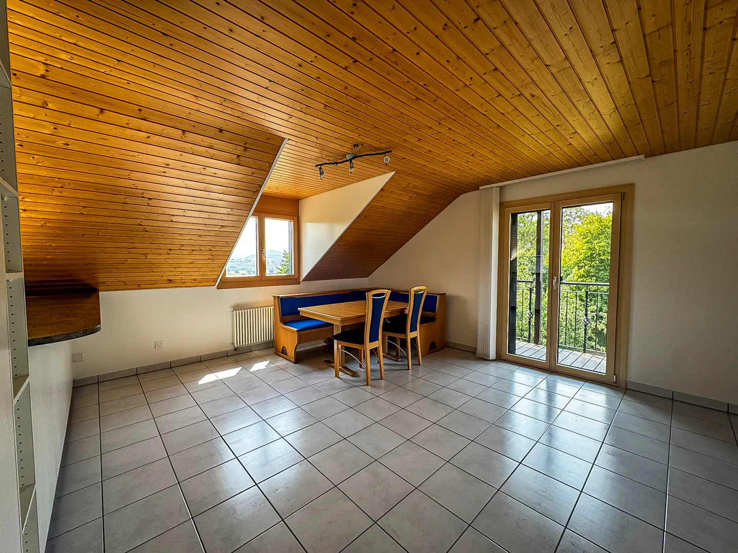 Appartement Charmant en Campagne Fribourgeoise - Photo 7 sur 21