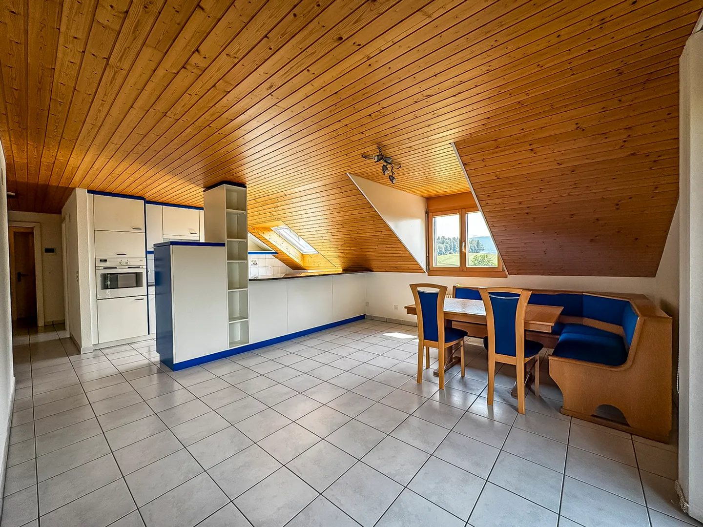 Appartement Charmant en Campagne Fribourgeoise - Photo 8 sur 21