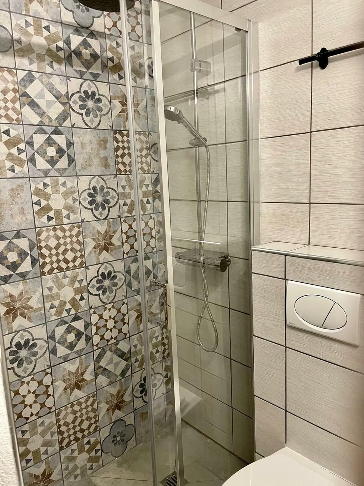 STUDIO FOR RENT NEAR CENTER YEAR - Photo 6 of 7